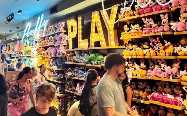 nova york times square disney store