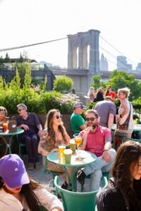10 MELHORES Locais para Happy Hour em Nova Iorque (Vale a Pena o Desvio)