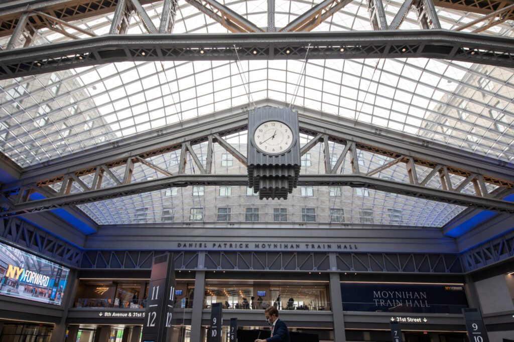 Interior da Penn Station