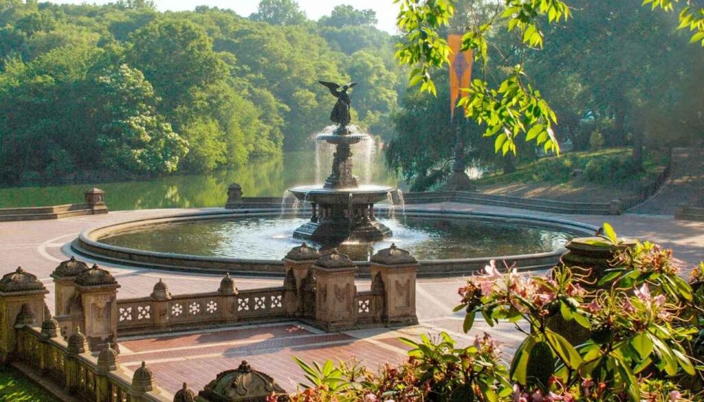 A icônica Bethesda Fountain