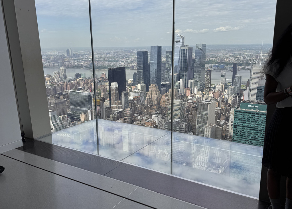 Vista do Hudson Yards com destaque ao Observatório Edge. Ao fundo o Rio Hudson e Nova Jersey - foto autoral