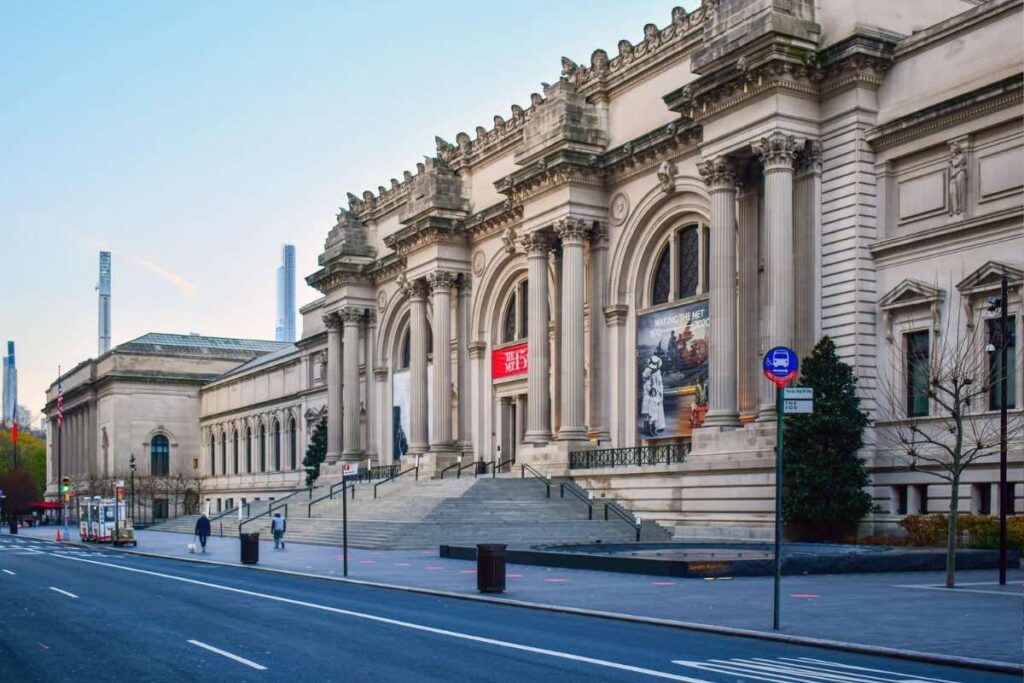 MET - Metropolitan Museum of Art