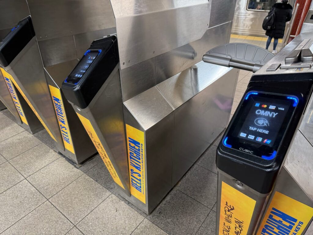 Sistema OMNY pagamento por aproximação