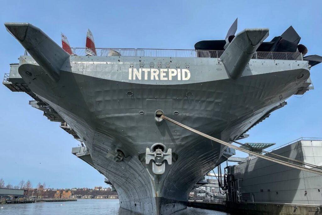 intrepid museum